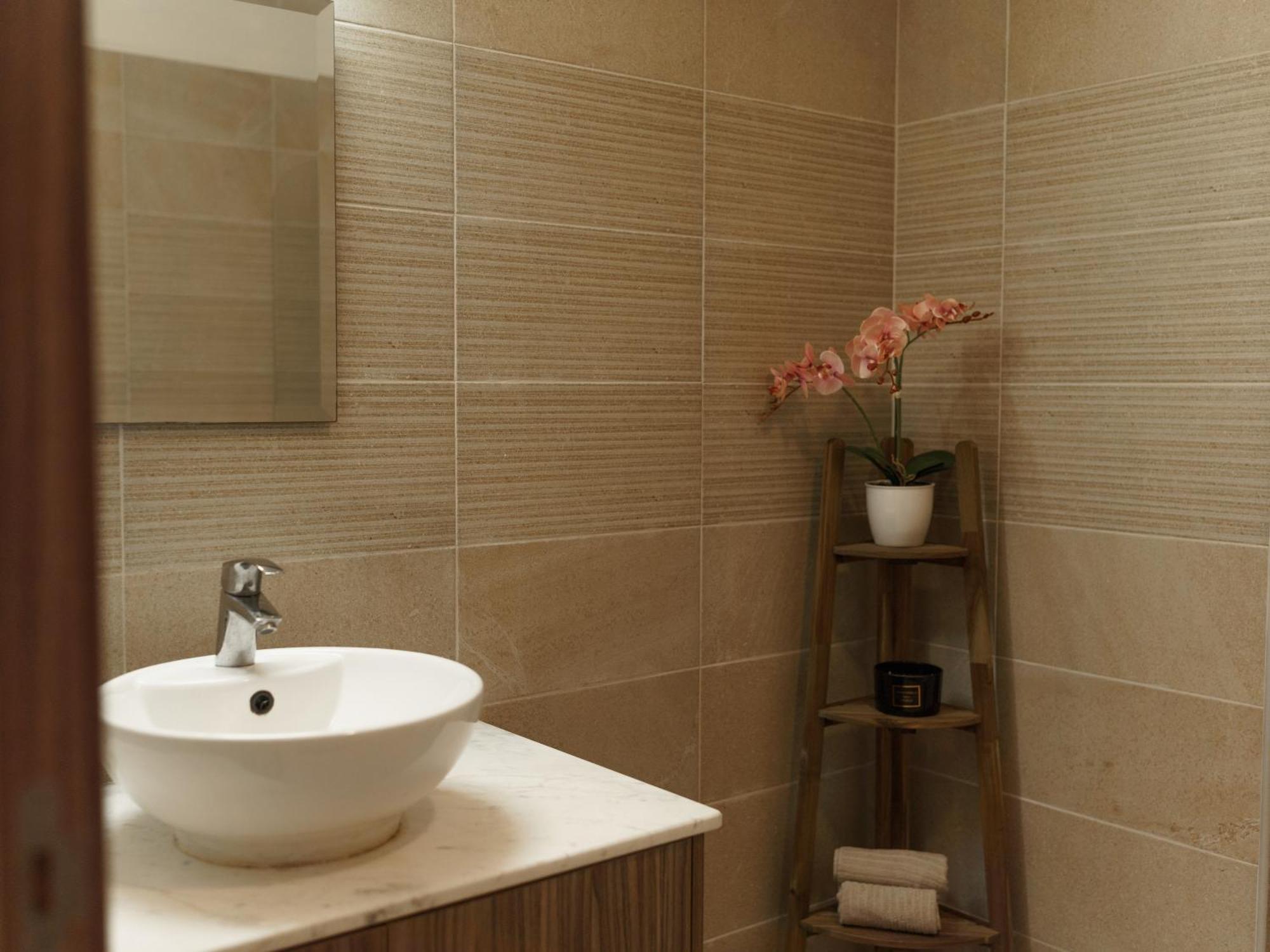 Halcyon Central Apartment Larnaca Eksteriør billede