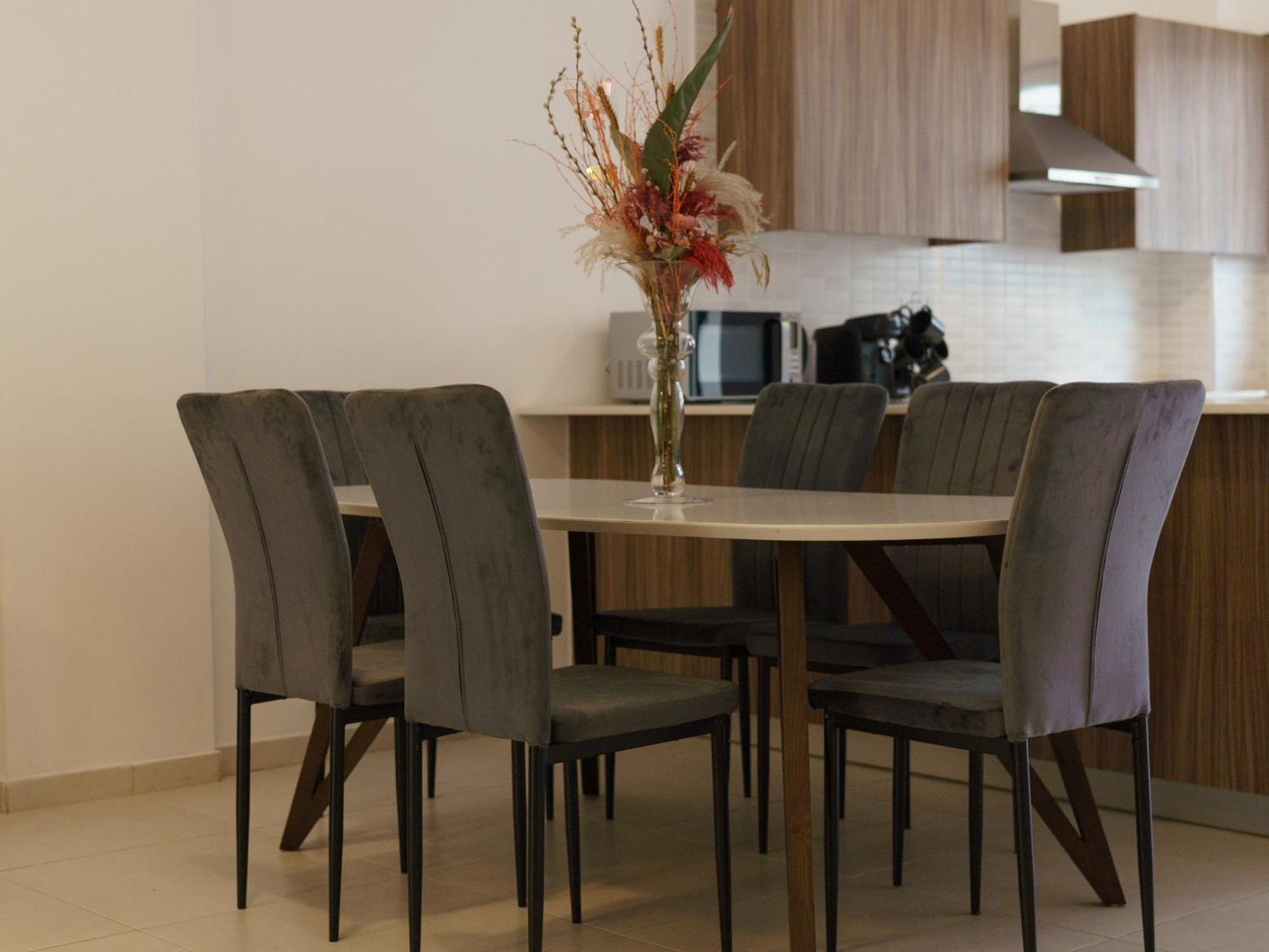 Halcyon Central Apartment Larnaca Eksteriør billede