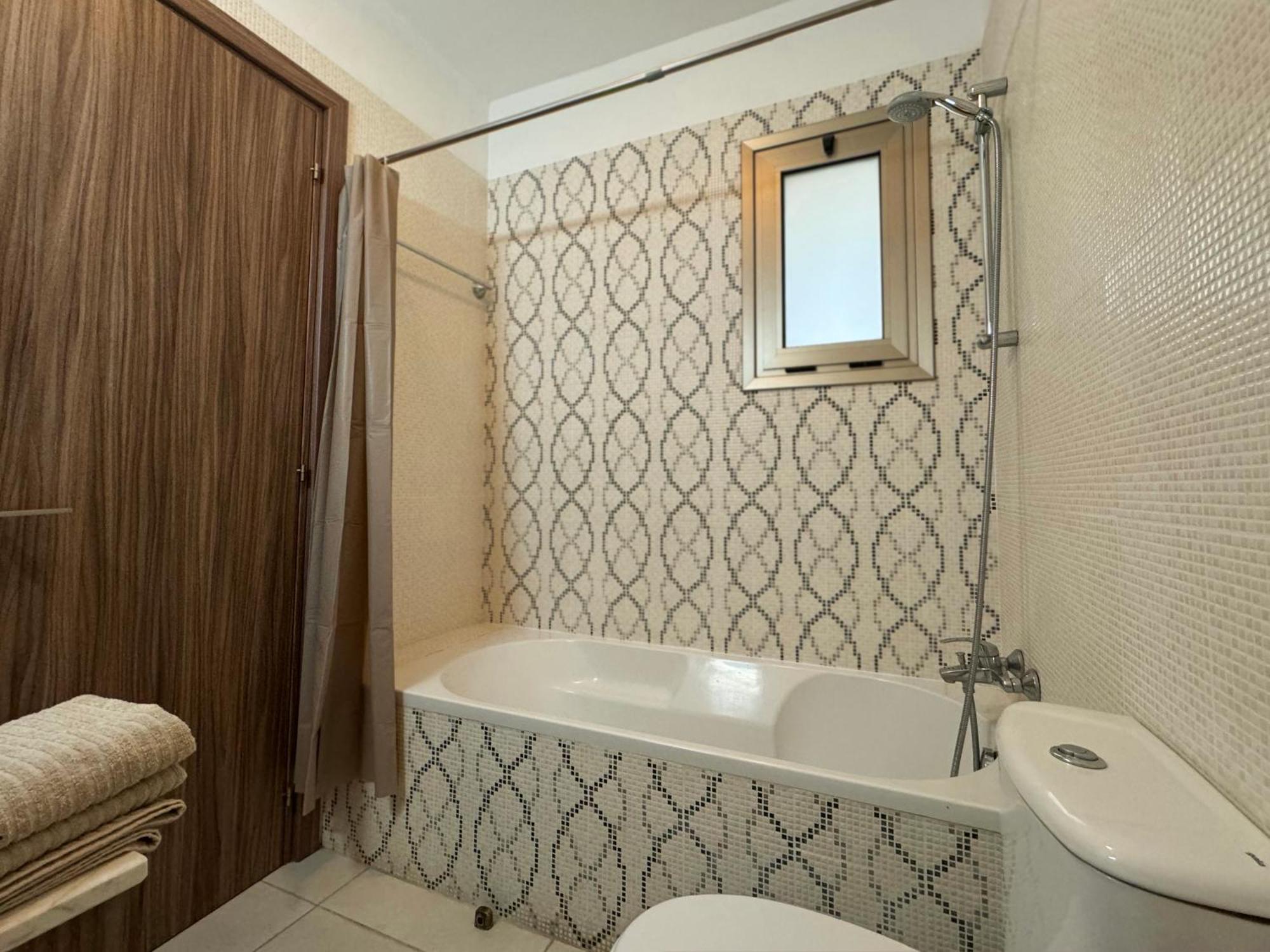 Halcyon Central Apartment Larnaca Eksteriør billede