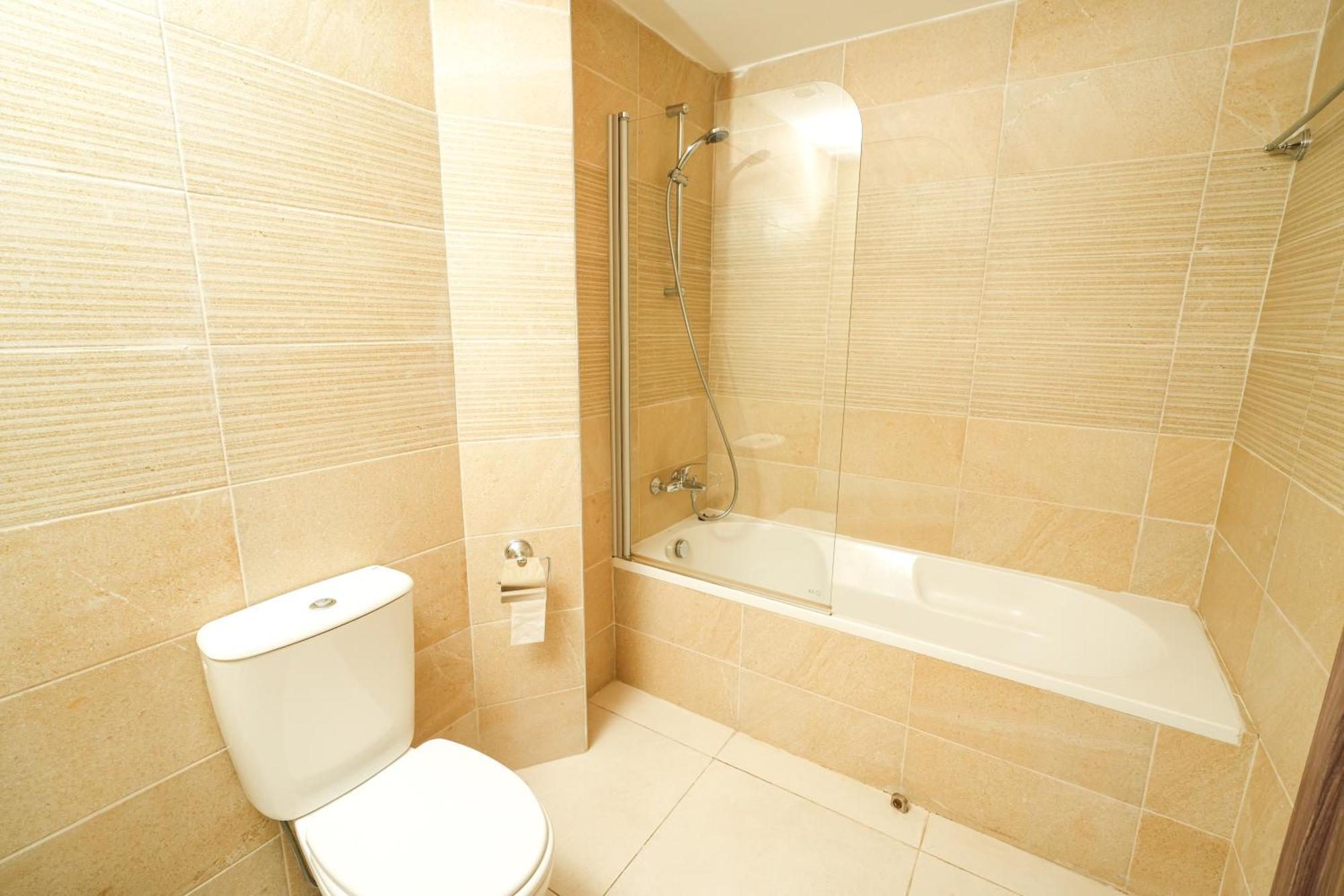 Halcyon Central Apartment Larnaca Eksteriør billede